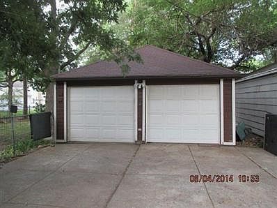 2nd image of 1001 Elmwood Ave