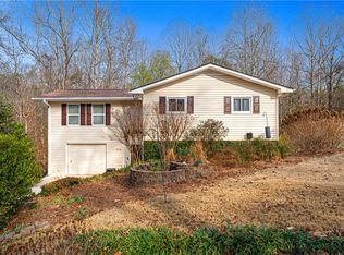 410 S Hogan Dr, Westminster, SC 29693