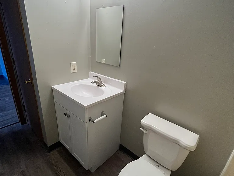 Maplewood Apartments — Photo 35