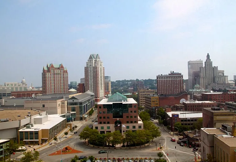 Regency Plaza — Photo 226