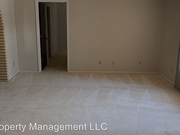 2nd image of 1211 Hamilton Dr