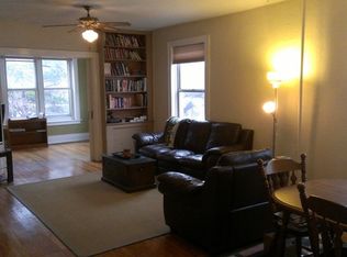 1060 35th St APT 3, Des Moines, IA 50311