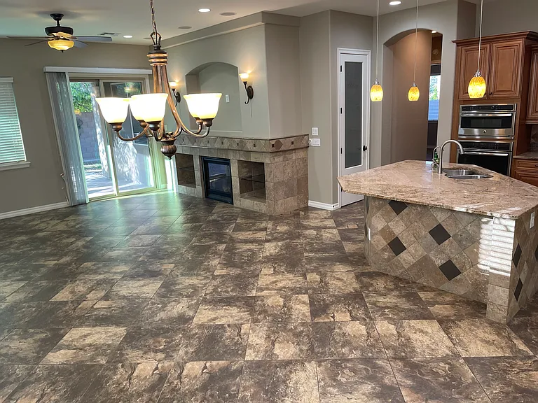 2543 E Penedes Dr — Photo 13