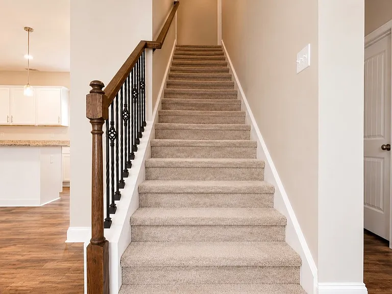 2252 Viking Ct — Photo 10