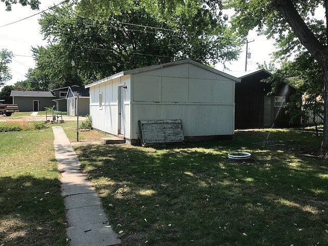 2nd image of 510 Kufus Ave