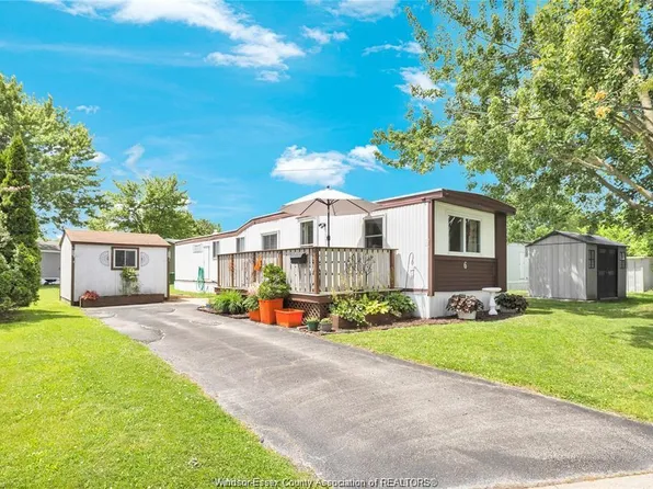 6 Viscount Pkwy, Essex, ON N8M 1Y8