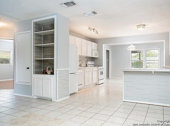 4th image of 13607 Primwood St