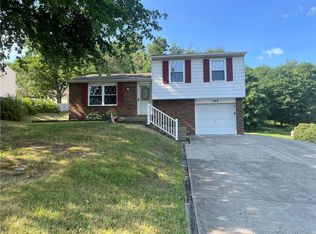 148 Willow Dr, Freedom, PA 15042