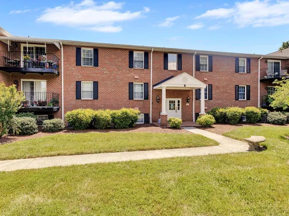 3531 Peters Creek Rd NW APT 502, Roanoke, VA 24019