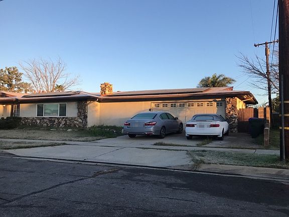 2nd image of 17590 Pine Ave