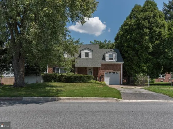 305 Commonwealth Ave, Claymont, DE 19703