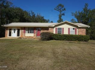 4292 Woodbriar Dr, Marianna, FL 32446