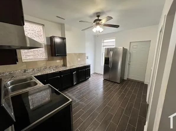 3619 W 5th Ave #2, Chicago, IL 60624