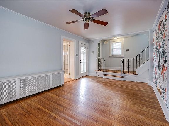 4th image of 3583 Beechwood Blvd
