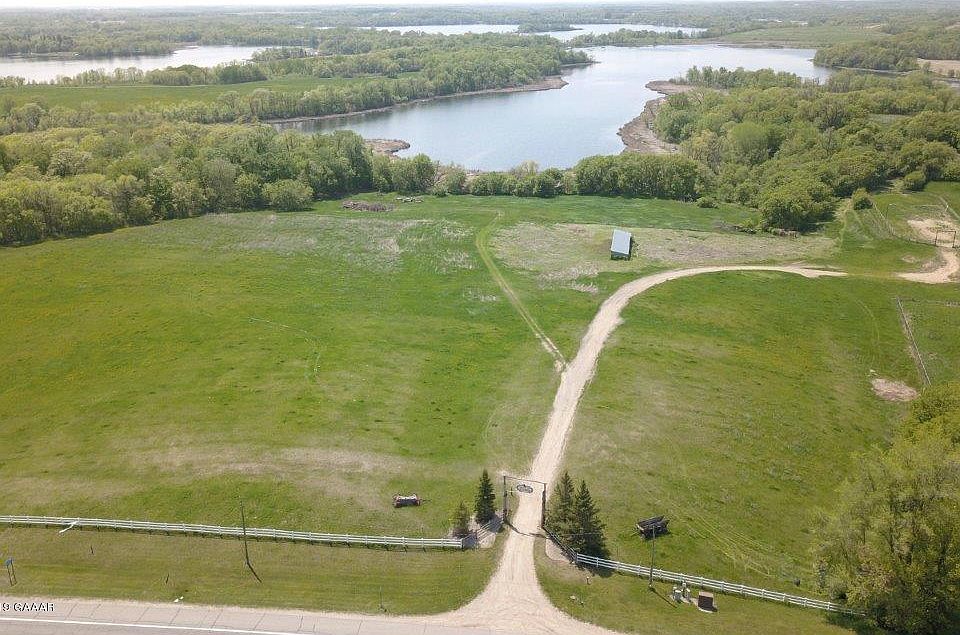1st image of 2932 County Road 22 NW