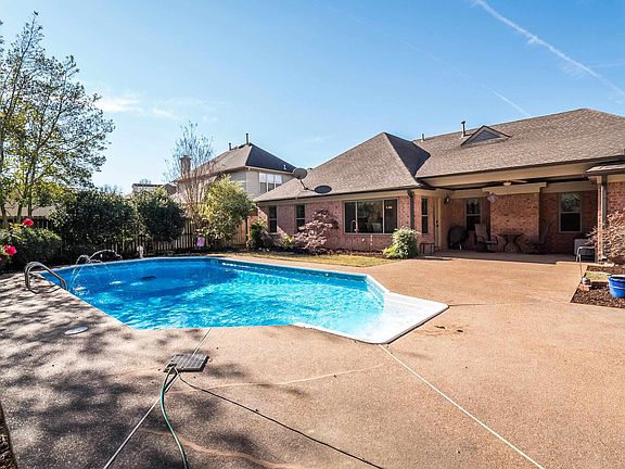 4th image of 1316 Rain Hollow Cir E