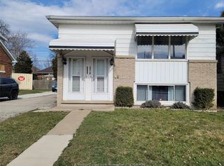 2240 Howard Ave, Windsor, ON N8X 3V1