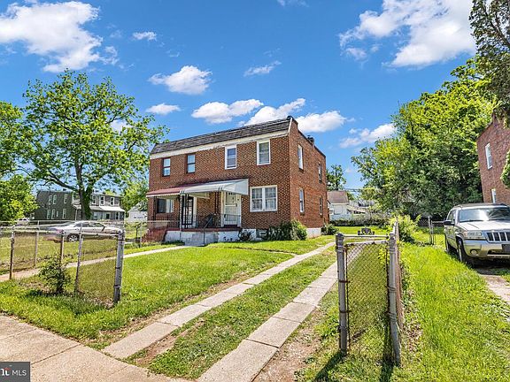 3rd image of 4521 Belvieu Ave