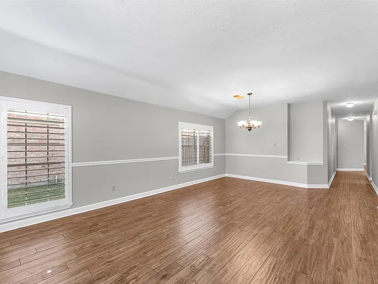 16414 Dawncrest Way — Photo 7