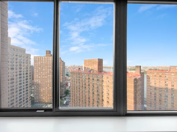 408 East 92nd Street image 12 of 12