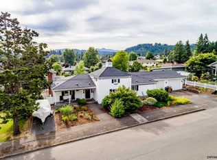 925 1st Ave, Sweet Home, OR 97386