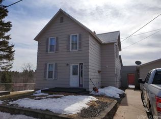 475 River St, Ishpeming, MI 49849