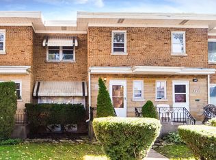 6455 N Whipple St, Chicago, IL 60645