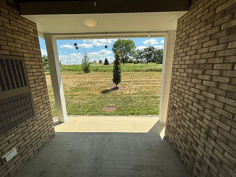 Homestead Luxury Apartments — Photo 19