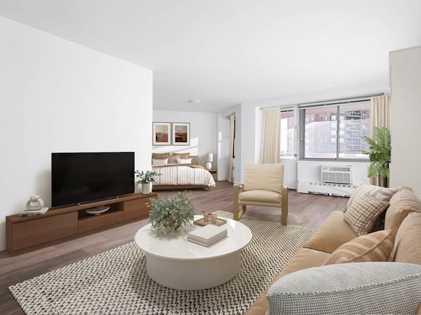 10440 Queens Blvd APT 15S