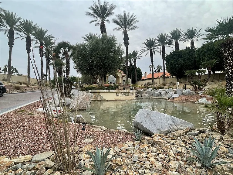 344 Vista Royale Dr — Photo 27