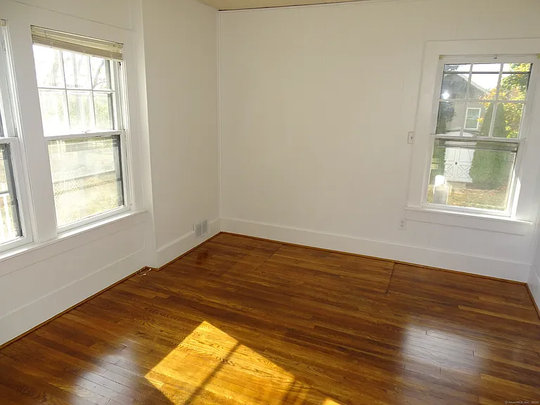 45 Olive St — Photo 20