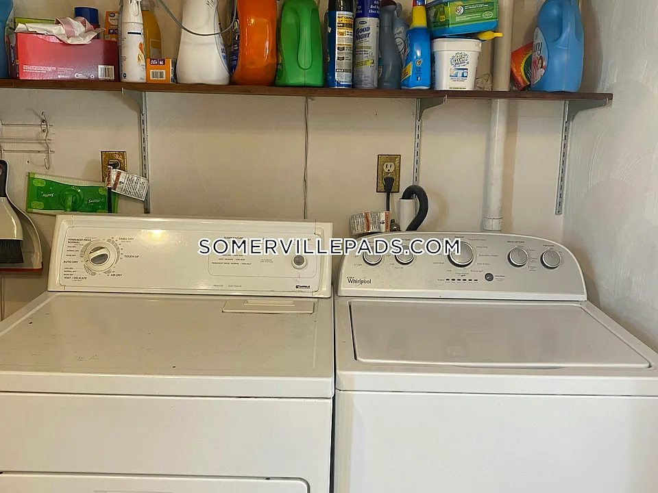 36 Sunset Rd #2
