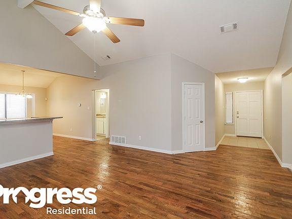 4th image of 2709 Beau Dr