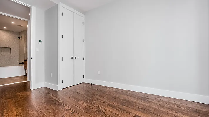 Rented by Nooklyn NYC LLC | media 11