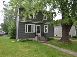 1106 Van Buren Ave, Oshkosh, WI 54902