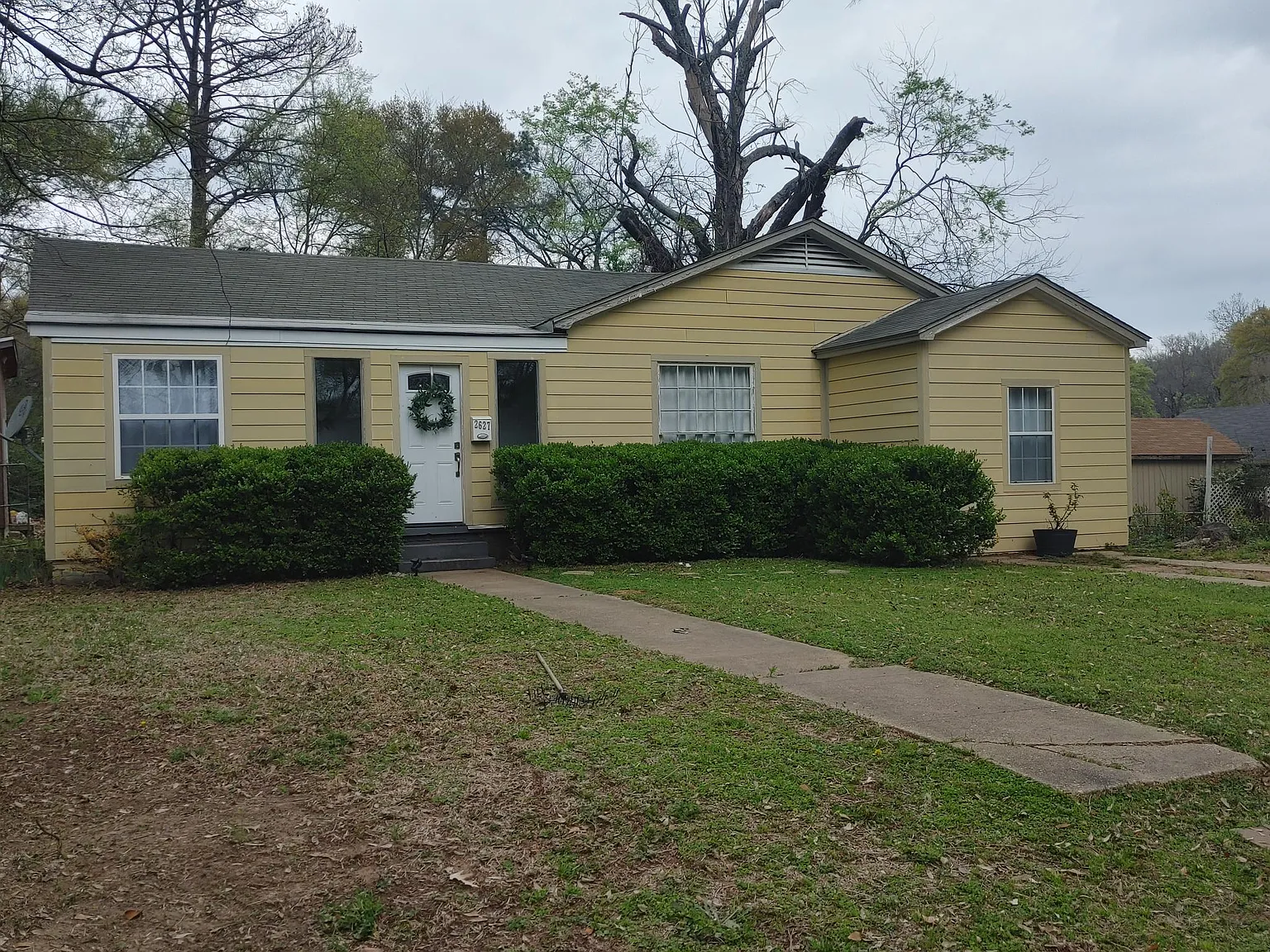 2627 Lawndale Dr — Photo 1