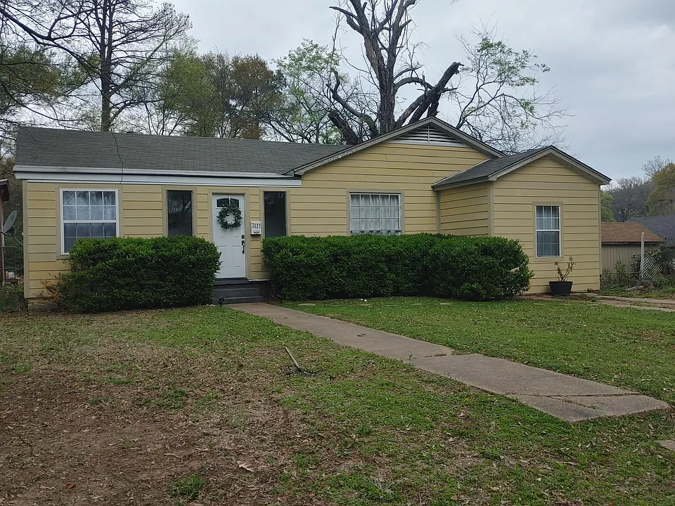 2627 Lawndale Dr
