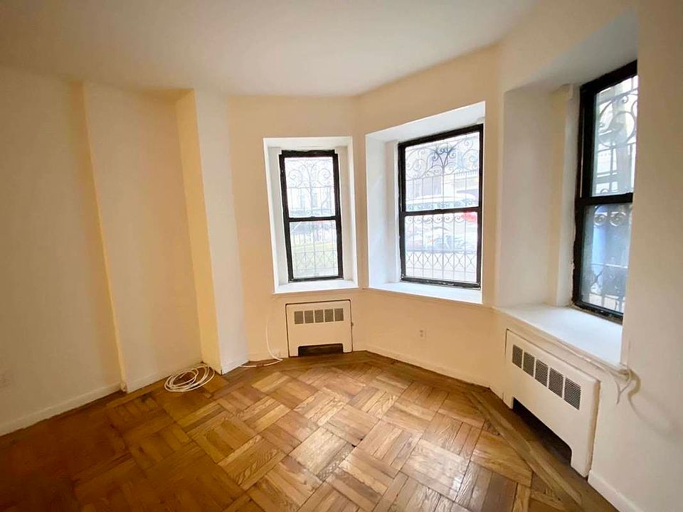 1st image of 332 W 89th St #A