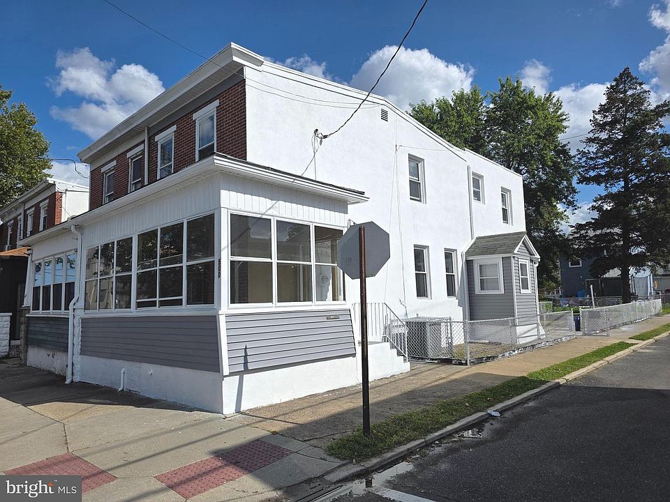 1st image of 500 Essex St