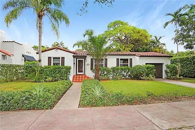 221 Camilo Ave