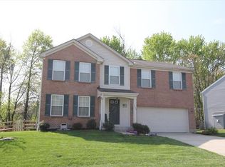1545 Thornberry Rd, Amelia, OH 45102