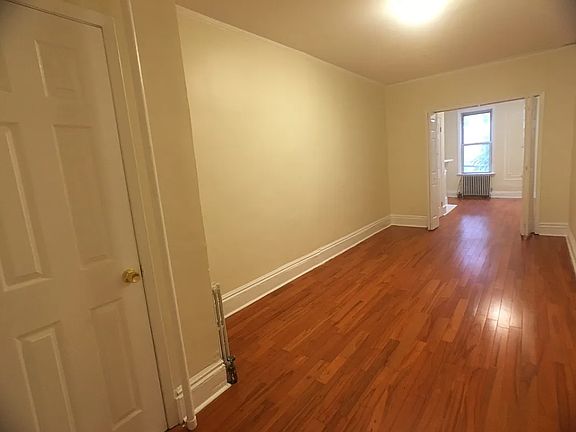 5th image of 77 Driggs Ave APT 2R