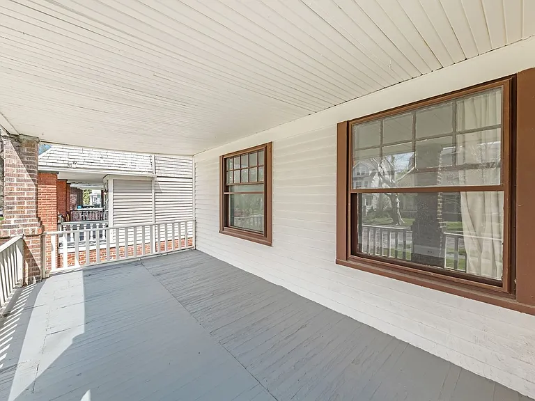 1695 Glenmont Rd — Photo 35