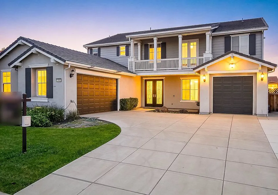321 Myrtle Ln