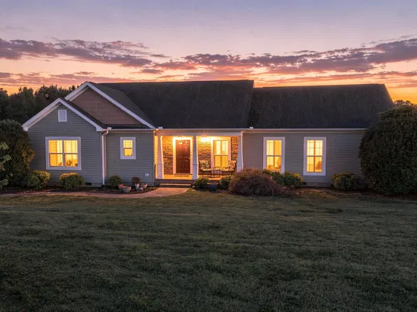 319 Claude Fowler Rd, Fountain Inn, SC 29644