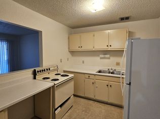 1508 Oxford Pl #8, Manhattan, KS 66502