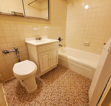 5th image of 110-48 72nd Ave #2EW