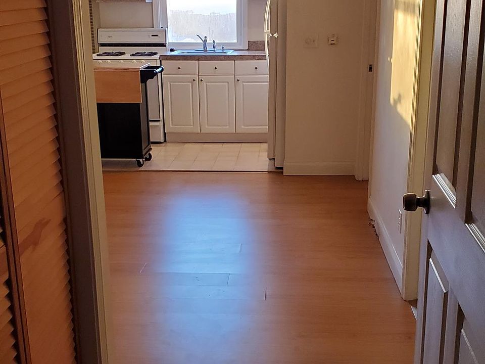 1st image of 227 Vernon St