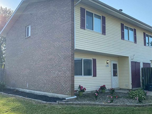 3rd image of 37064 Carswell Ct