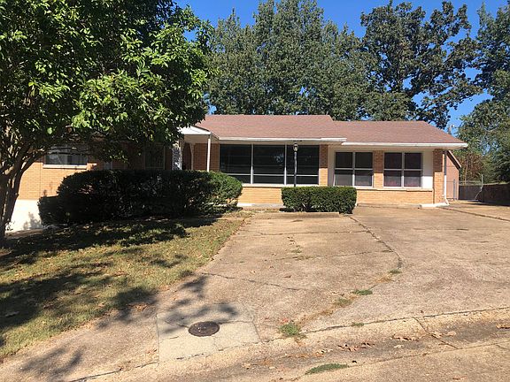 2nd image of 1341 Meadow Ln